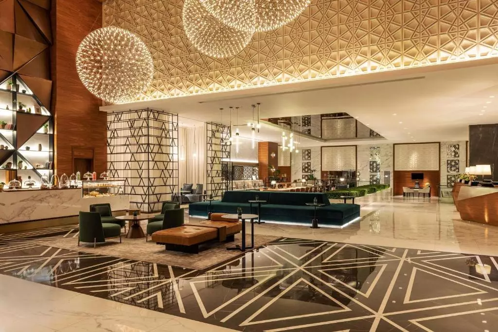 Sheraton Grand Hotel